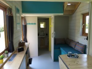 coin salon tiny house